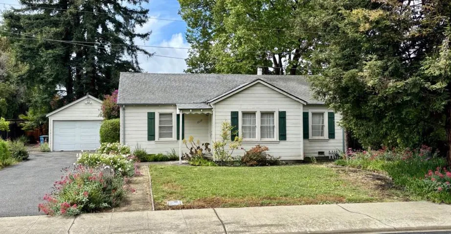 3750 Ross Road, Palo Alto, California 94303