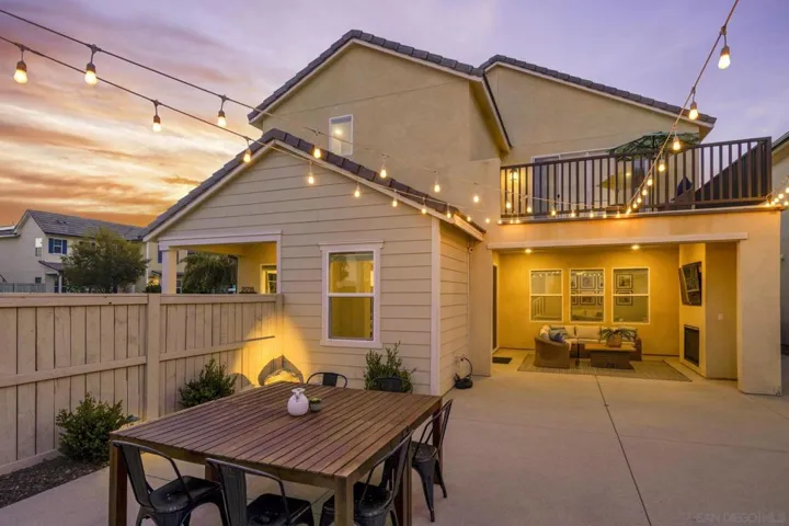 21715 Deer Grass, Escondido, California 92029
