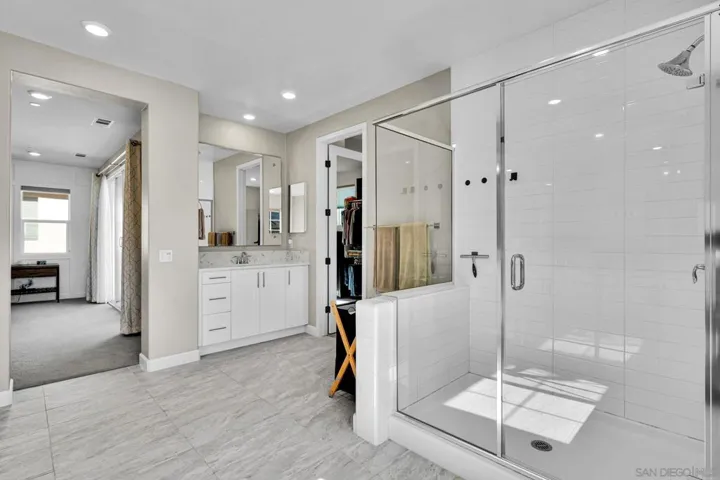 21715 Deer Grass, Escondido, California 92029