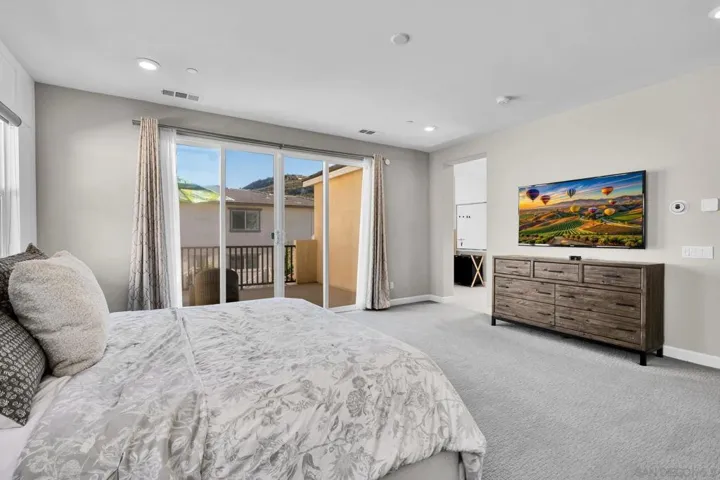 21715 Deer Grass, Escondido, California 92029