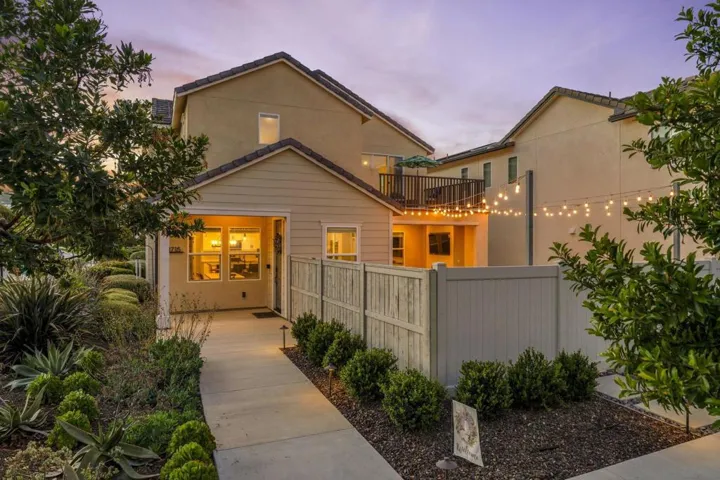 21715 Deer Grass, Escondido, California 92029