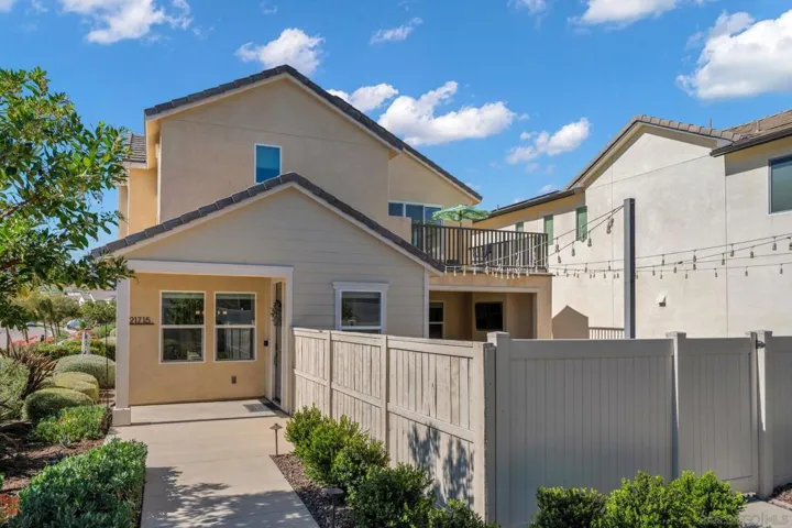 21715 Deer Grass, Escondido, California 92029