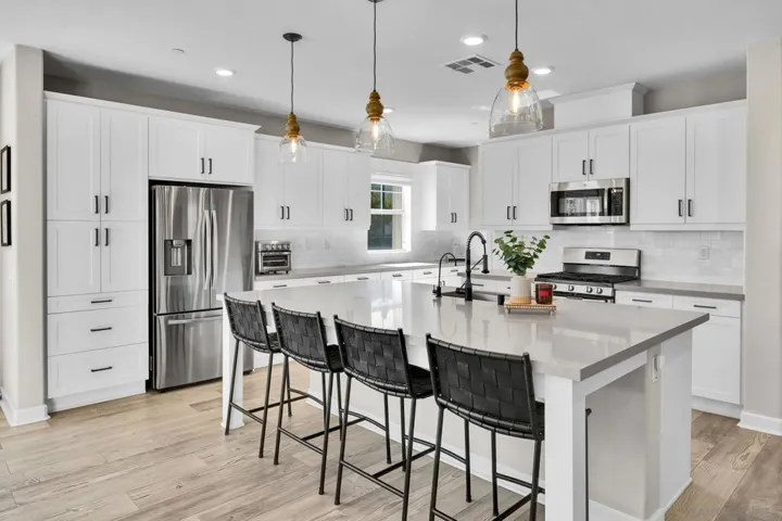21715 Deer Grass, Escondido, California 92029