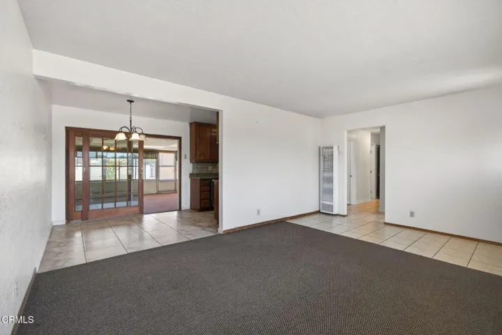 7-web-or-mls-UpmarketMedia-1566N7th-019
