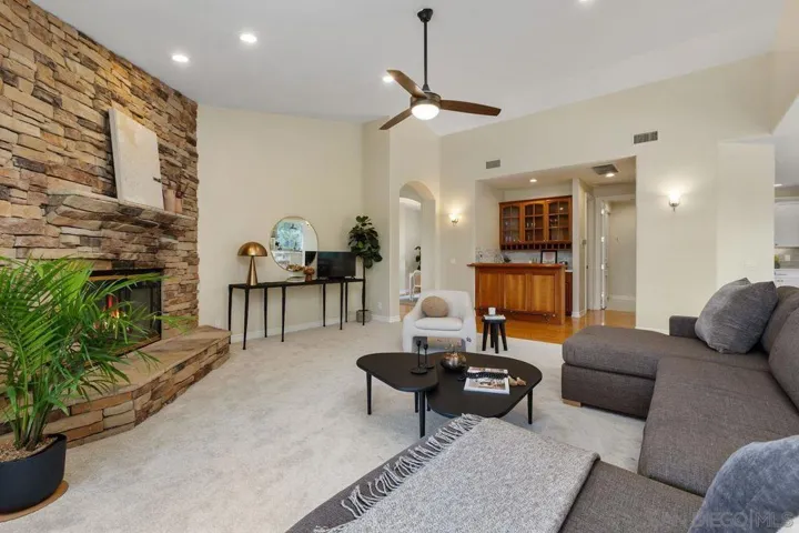 14353 Sandhill Dr., Poway, California 92064