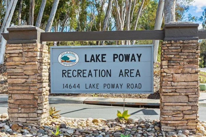 14353 Sandhill Dr., Poway, California 92064