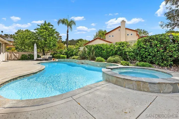 14353 Sandhill Dr., Poway, California 92064