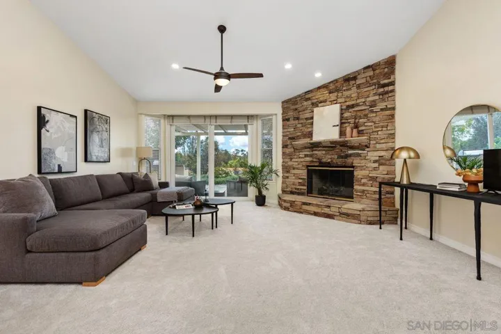 14353 Sandhill Dr., Poway, California 92064