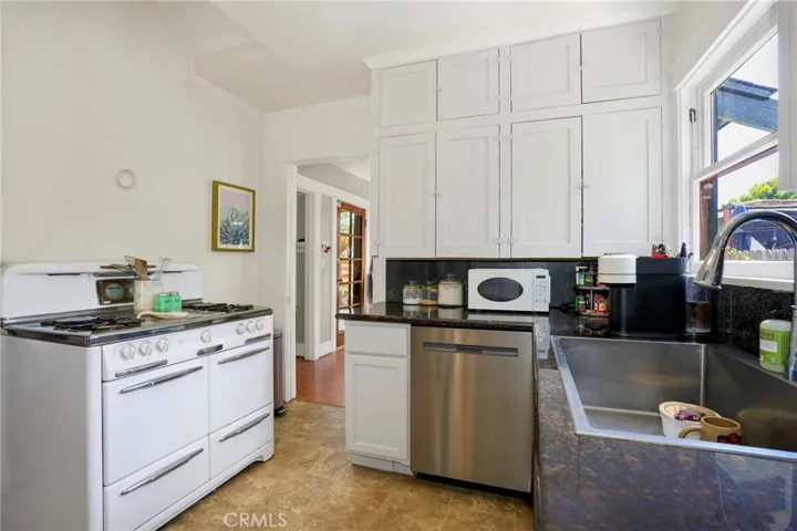 733 Walnut, Long Beach, California 90813