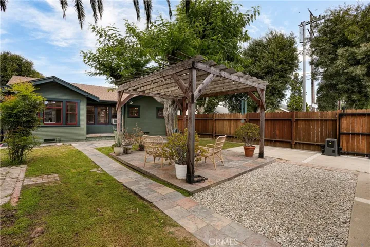 733 Walnut, Long Beach, California 90813