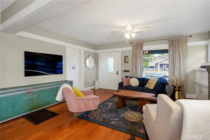 733 Walnut, Long Beach, California 90813