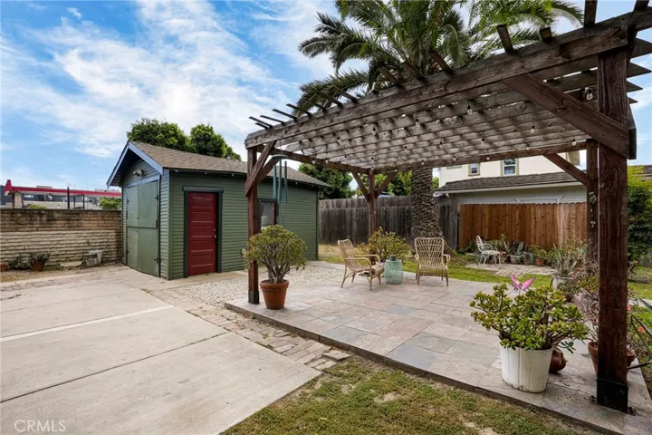 733 Walnut, Long Beach, California 90813
