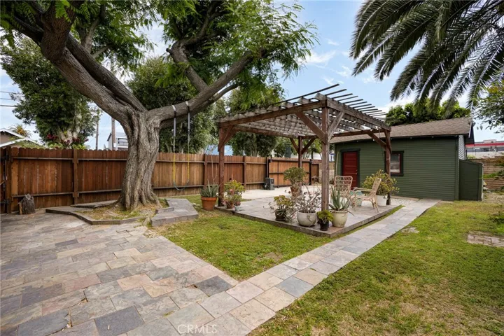 733 Walnut, Long Beach, California 90813