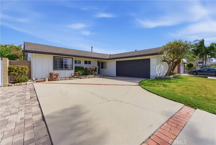 4291 Crystal Circle, Cypress, California 90630