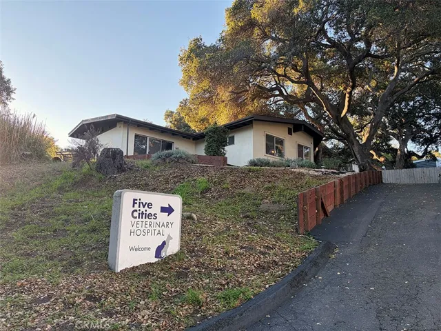 1577 El Camino Real, Arroyo Grande, California 93420