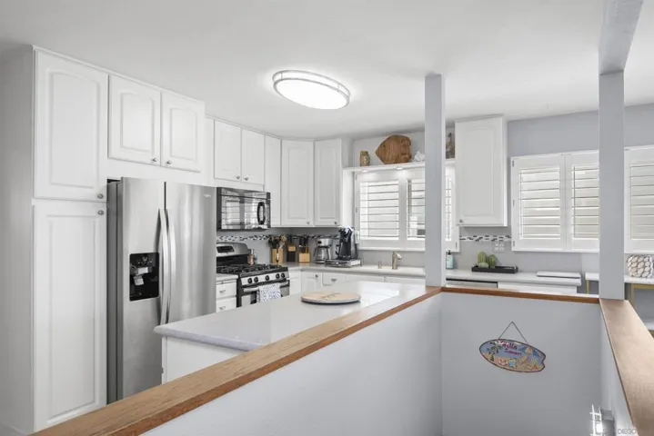 749 Zanzibar Ct, San Diego, California 92109