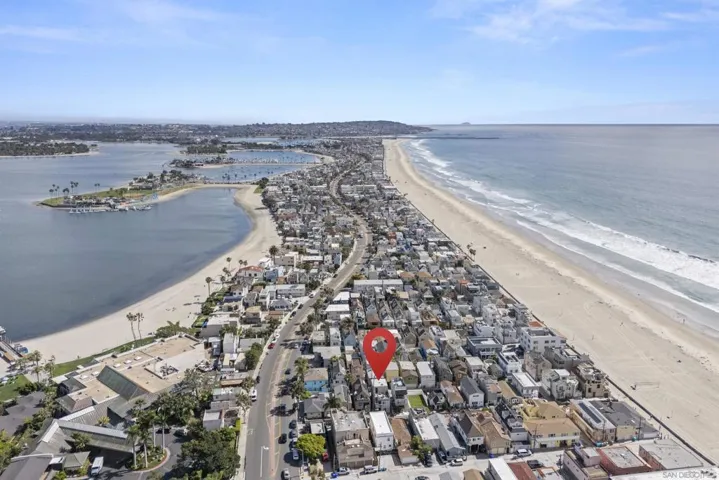 749 Zanzibar Ct, San Diego, California 92109