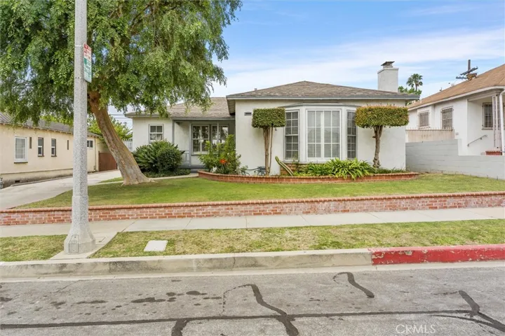 10233 S 3rd Avenue, Inglewood, California 90303