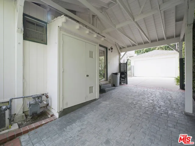 Carport