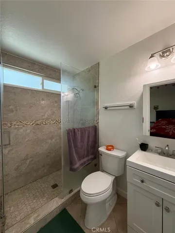 25347 Via Oriol, Valencia, California 91355