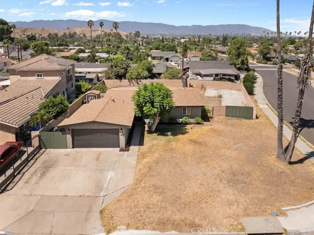 3670 Briarvale, Corona, California 92879