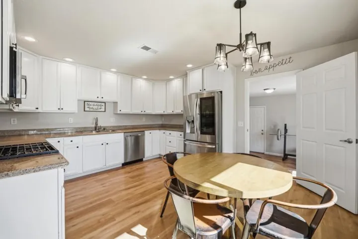 690 El Cerrito Way, Gilroy, California 95020