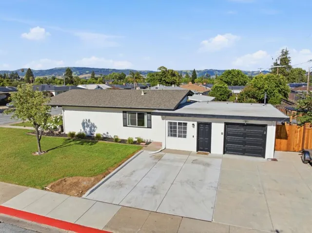 690 El Cerrito Way, Gilroy, California 95020