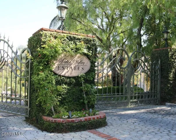Medea Valley Estates Entrance