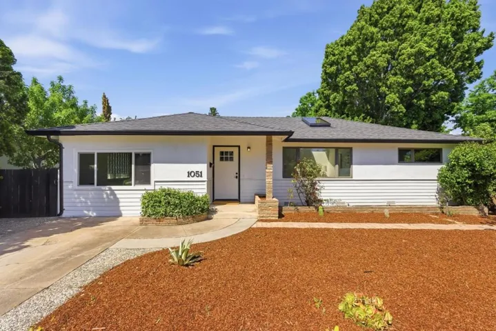 1051 Manhattan Court, Sunnyvale, California 94087