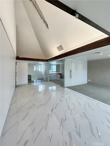 Entry with pyramid ceiling