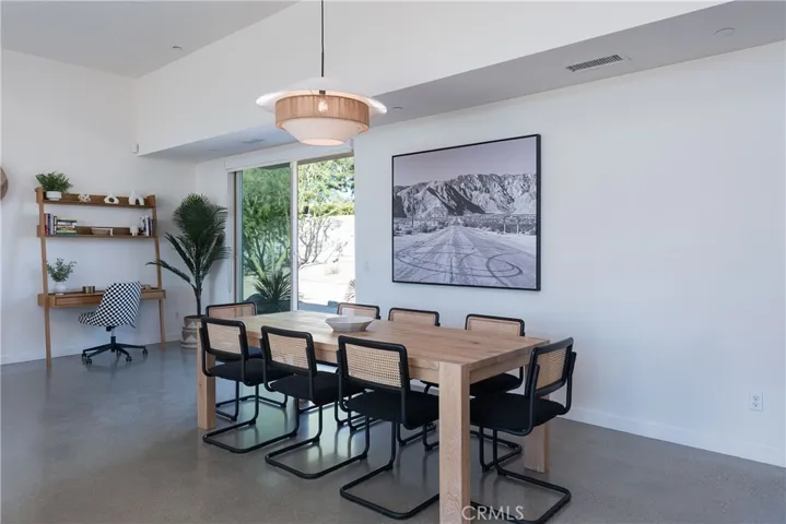 Dinning table