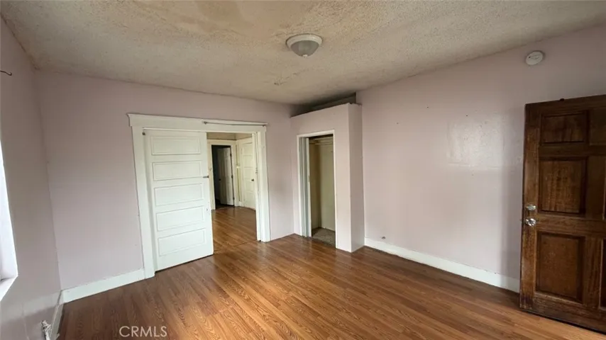 805 E 25th St, Los Angeles, California 90011