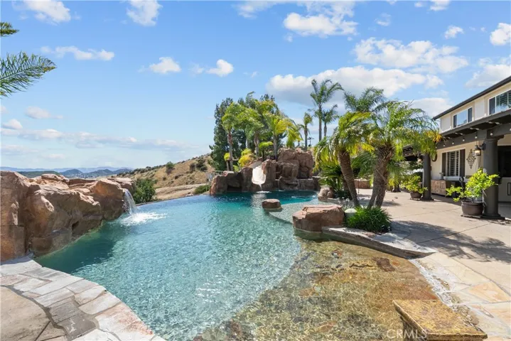 30308 Mallorca Place, Castaic, California 91384