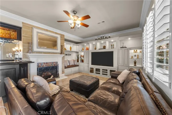 30308 Mallorca Place, Castaic, California 91384