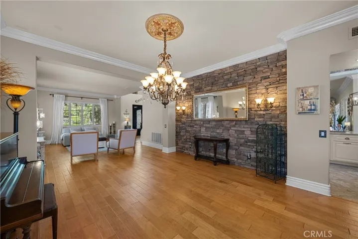 30308 Mallorca Place, Castaic, California 91384