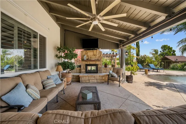 30308 Mallorca Place, Castaic, California 91384