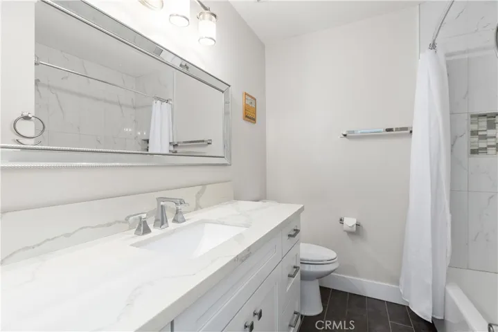 20082 Mayport Lane, Huntington Beach, California 92646