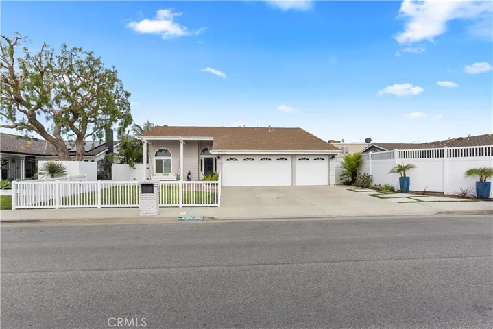 20082 Mayport Lane, Huntington Beach, California 92646