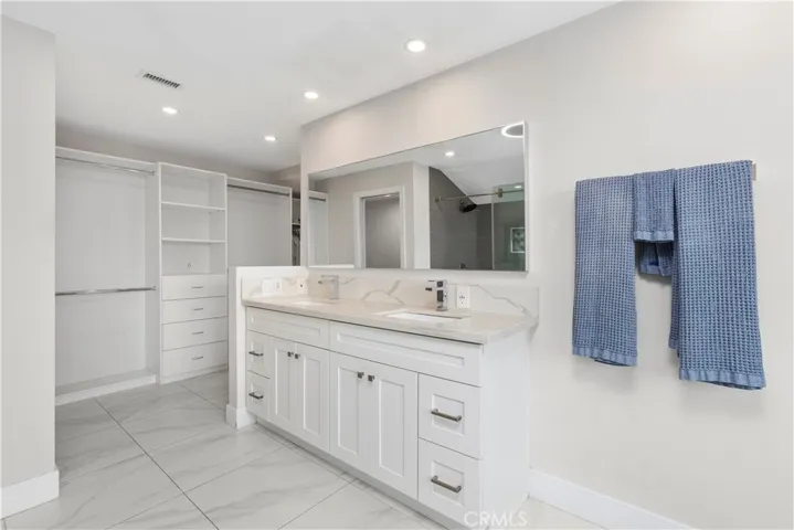 20082 Mayport Lane, Huntington Beach, California 92646