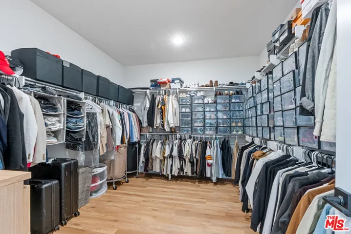 18130 Radiance Lane, Santa Clarita, California 91350
