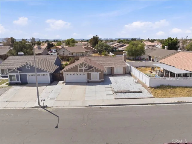 14211 La Mirada St, Victorville, California 92392