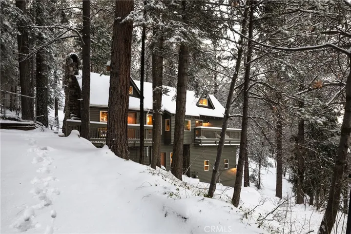 Tucked in the woods and backing national forestry land..