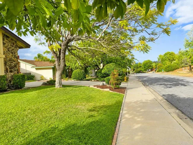 1634 Boyle Avenue, Escondido, California 92027