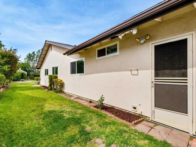 1634 Boyle Avenue, Escondido, California 92027