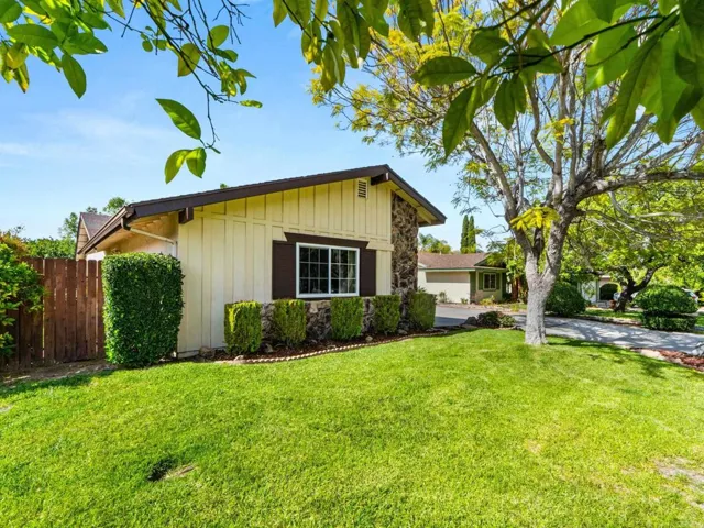 1634 Boyle Avenue, Escondido, California 92027