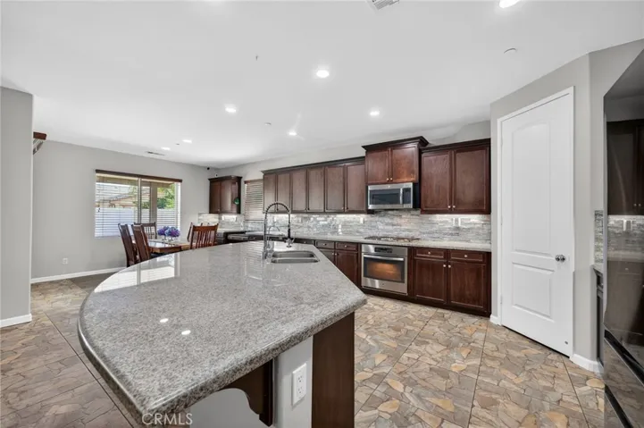 28800 Mahogany Trail Way, Menifee, California 92584