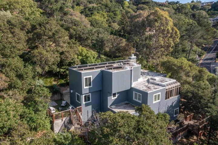 1130 Chula Vista Drive, Belmont, California 94002