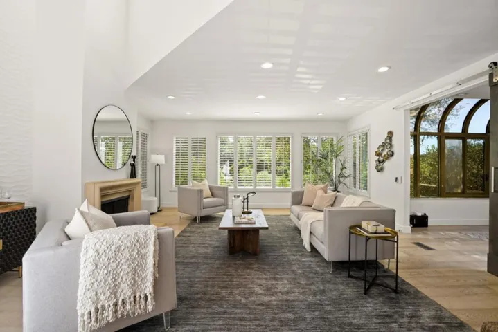 1130 Chula Vista Drive, Belmont, California 94002