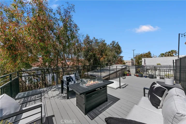 3512 Pacific Avenue 2, Los Angeles, California 90292