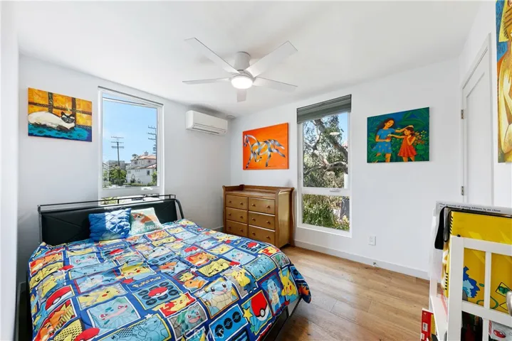 3512 Pacific Avenue 2, Los Angeles, California 90292